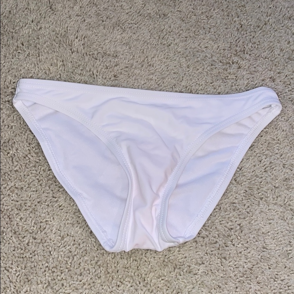 Boutique White Bottoms
